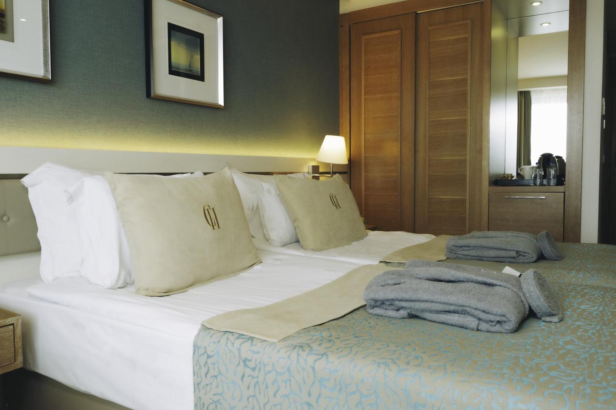 Castival Hotel Side Bagian luar foto
